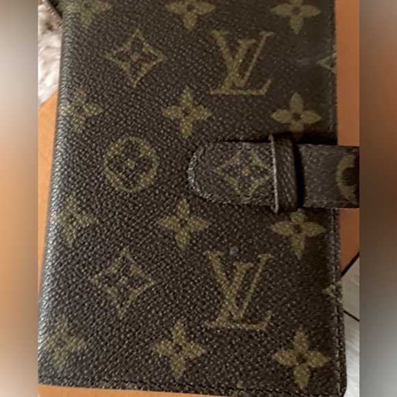 Authentic Louis Vuitton -Rare Small Photo Book - Picture 3 of 10